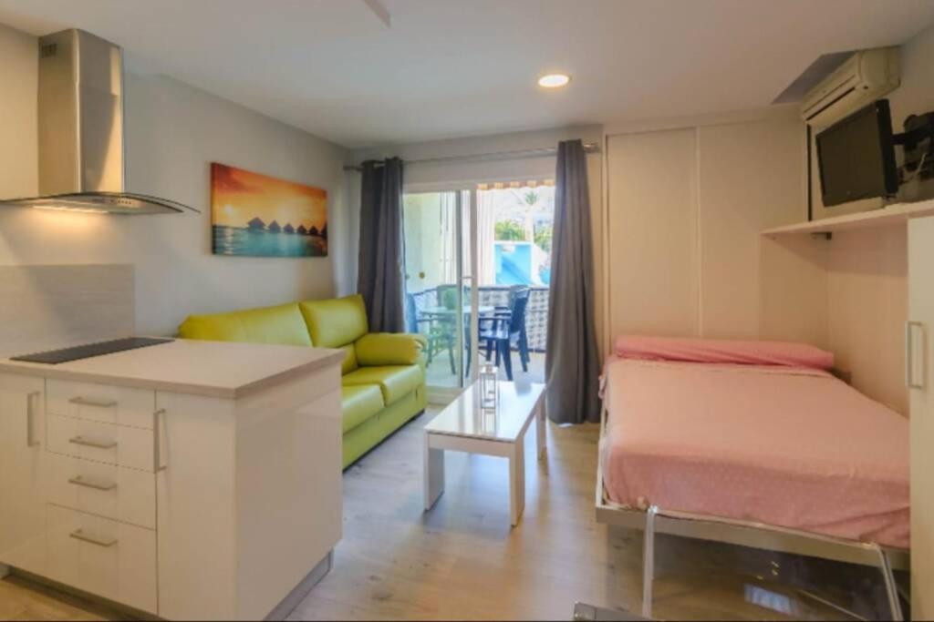 Apartamento 215. Primera Linea De Playa. เบนัลมาเดนา ภายนอก รูปภาพ
